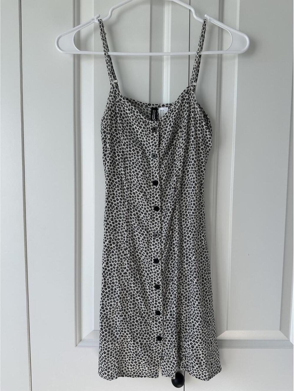 H&M Dividend Floral Mini Dress Size 2